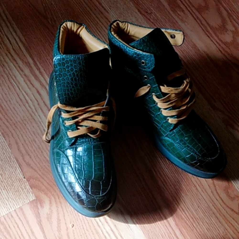 Men's shoes